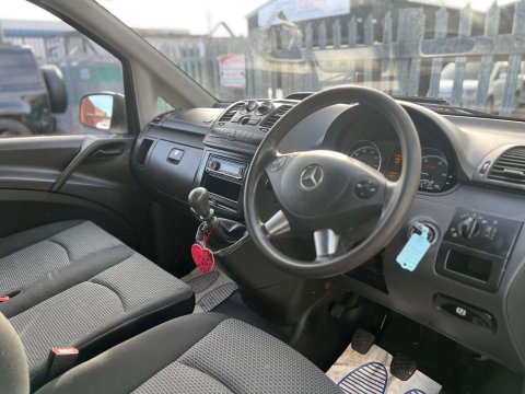 Mercedes-Benz Vito 2.1 Vito 113 CDi 15