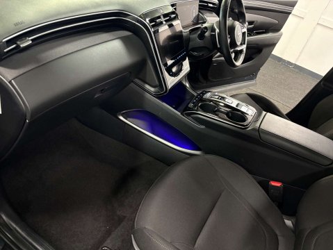 Hyundai TUCSON 1.6 Tucson Premium TGDi HEV Auto 5dr 44