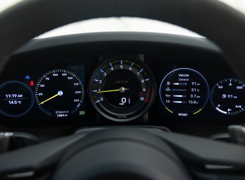 Porsche 911 GT3 (992) 24