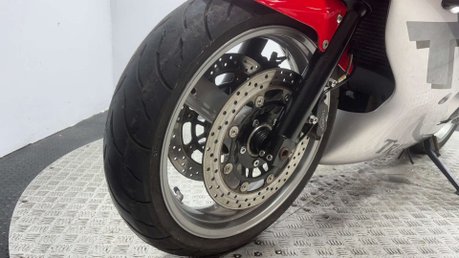 Triumph TT 2001 ONLY 9K NEW MOT 600CC INLINE 4 SPORTS BIKE 10