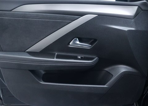 Vauxhall Astra 1.2 Turbo Ultimate Hatchback 5dr Petrol Auto Euro 6 (s/s) (130 ps) 49