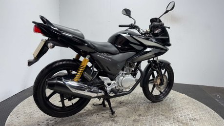 Honda CBF125 CBF 125 2011 10K NEW MOT 125CC LEARNER BIKE VERY CLEAN 2