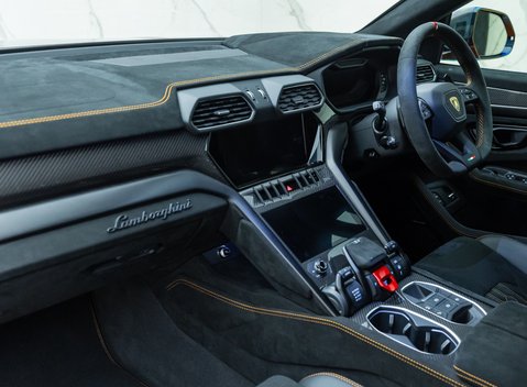 Lamborghini Urus PERFORMANTE 20