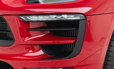 Porsche Macan GTS 30