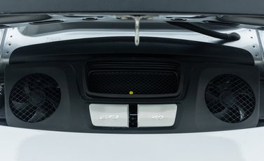 Porsche 911 GT3 Touring (991.2) 35