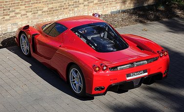 Ferrari Enzo 8