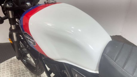 Lexmoto Tempest 2024 2,217 MILES, VERY CLEAN 125cc COMMUTER BIKE 36