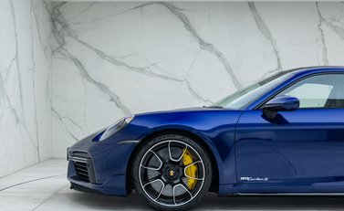 Porsche 911 Turbo S (992) 39