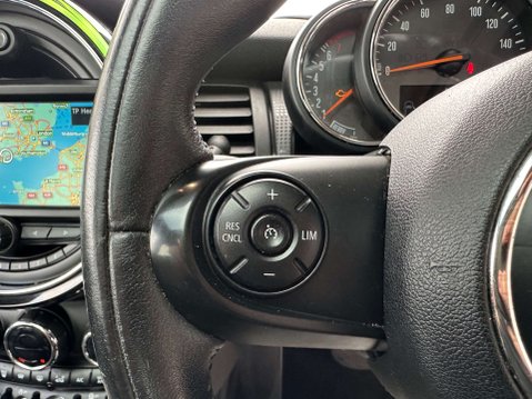 Mini Hatch 1.5 Cooper Auto 5dr 26