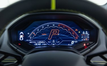 Lamborghini Huracan Tecnica 19