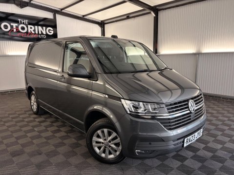 Volkswagen Transporter 2.0 TDI T30 Highline DSG FWD SWB Euro 6 (s/s) 5dr 2