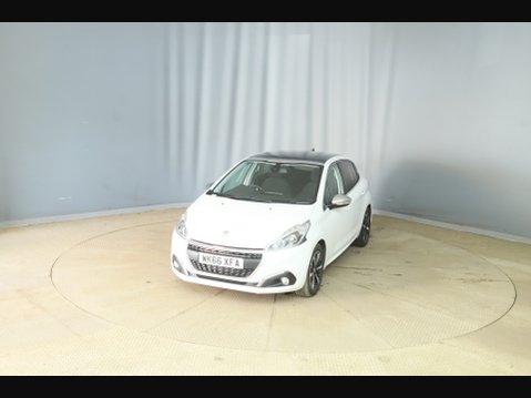 Peugeot 208 PURETECH ALLURE PREMIUM 3