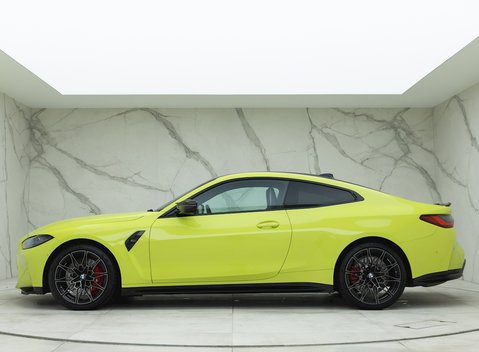 BMW M4 Competition 2