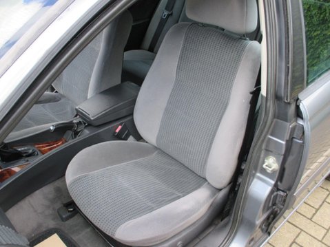 Vauxhall Omega 2.2i 16v CD 4dr 23