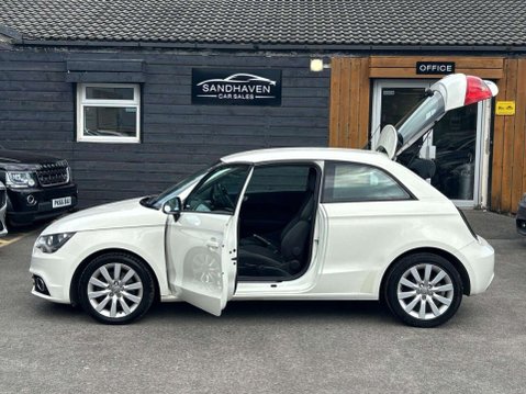 Audi A1 1.6 TDI Sport Hatchback 3dr Diesel Manual Euro 5 (s/s) (105 ps) 10