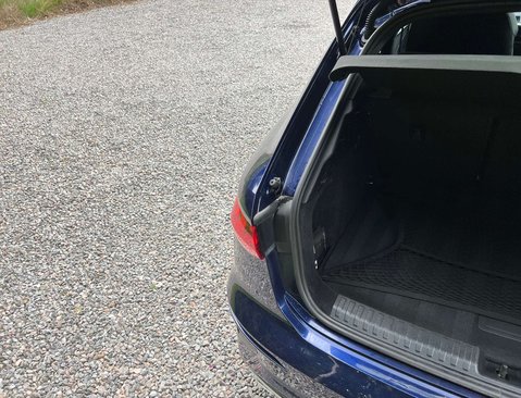 Audi S3 2.0 S3 Sportback TFSI Quattro Semi-Auto 4WD 5dr 46