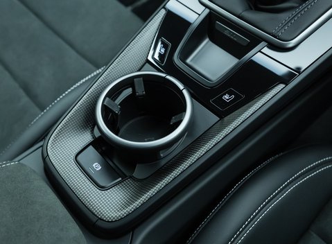 Porsche 911 Carrera GTS (992) 22