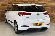 Hyundai i20 1.2 Premium Hatchback 5dr Petrol Manual Euro 6 (84 ps) 4