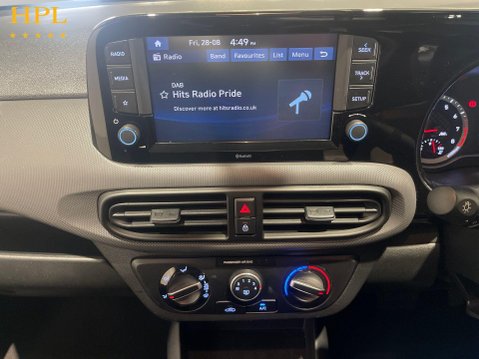 Hyundai i10 1.0 SE Connect Hatchback 5dr Petrol Auto Euro 6 (s/s) (67 ps) 17
