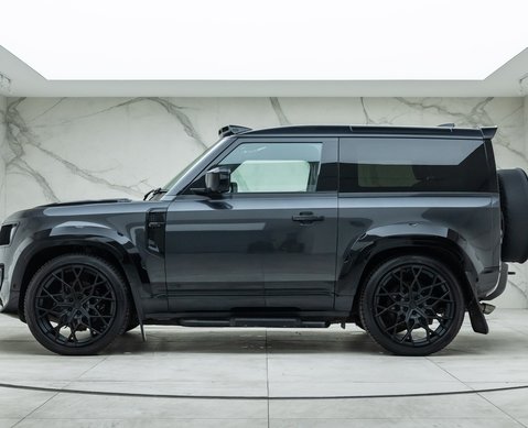 Land Rover Defender 90 V8 P525