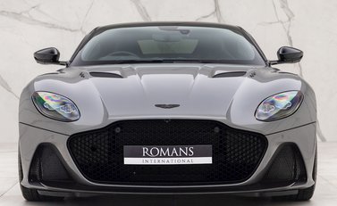 Aston Martin DBS Superleggera 4