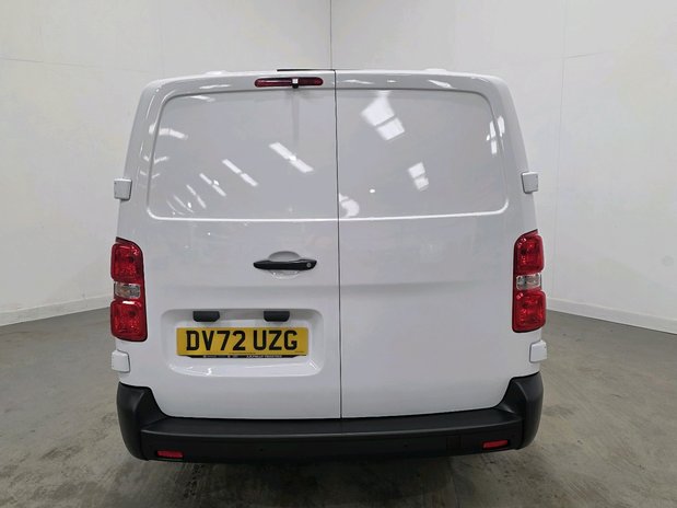 Vauxhall Vivaro Vauxhall Vivaro L2 Diesel 2900 1.5d 100ps Dynamic H1 Van 10