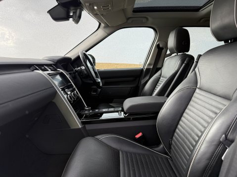 Land Rover Discovery SDV6 HSE 35