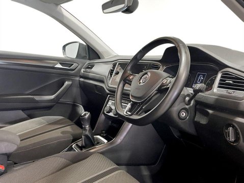 Volkswagen T-Roc 1.6 TDI SE SUV 5dr Diesel Manual Euro 6 (s/s) (115 ps) Air Con - Alloys - D 12