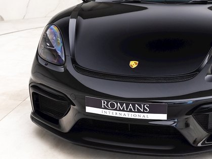 Porsche Cayman R named as Best Drivers Car 2011 in UK 