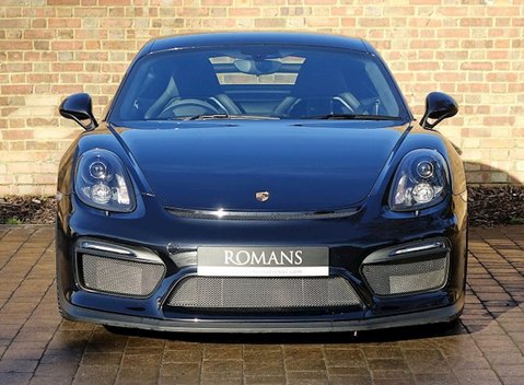 Porsche Cayman GT4 20