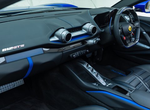 Ferrari 812 GTS 24