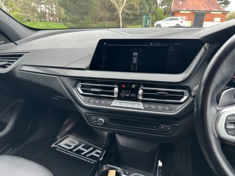BMW 1 Series 2.0 M135i Auto xDrive Euro 6 (s/s) 5dr 22