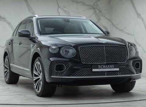 Bentley Bentayga V8 AZURE 9