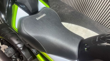 Kawasaki Z900 2019 69 PLATE FULL AKRAPOVIC ONLY 15K STUNNING NAKED BIKE 36