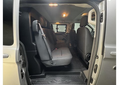 Ford Transit Custom 2.0 300 EcoBlue Limited Crew Van Double Cab 5dr Diesel Manual L2 H1 Euro 6 36