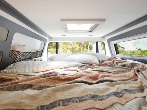 Pilote V633M Evidence 2026 MODEL SHOW VAN 10