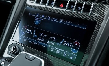 Lamborghini Urus Performante 23