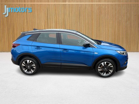 Vauxhall Grandland X 1.2 Turbo GPF Sport Nav SUV 5dr Petrol Manual Euro 6 (s/s) (130 ps) 10
