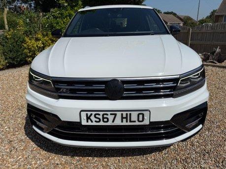 Volkswagen Tiguan 2.0 TDI R-Line 4Motion Euro 6 (s/s) 5dr 8