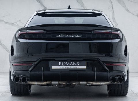 Lamborghini Urus SE 8