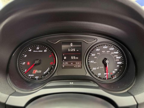 Audi RS3 2.5 TFSI Sportback 5dr Petrol S Tronic quattro Euro 6 (s/s) (Nav) (367 ps) 29