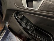 Ford Fiesta 1.0T EcoBoost Titanium X Euro 5 (s/s) 5dr 20