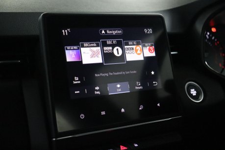 Renault Clio ICONIC TCE 39