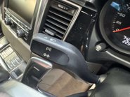 Porsche Macan 3.0 Macan S Semi-Auto 4WD 5dr 73