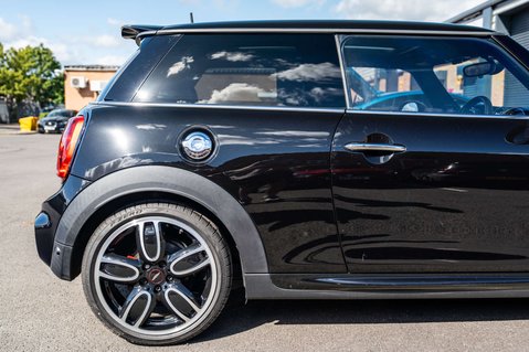 Mini Hatch 2.0 John Cooper Works Auto 3dr 50
