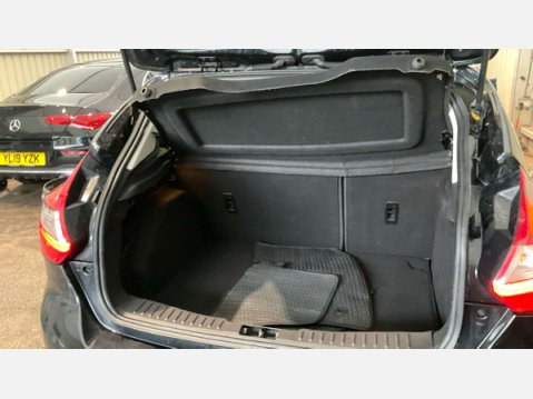 Ford Focus 1.6 TDCi Titanium Navigator Hatchback 5dr Diesel Manual Euro 5 (s/s) (115 p 12
