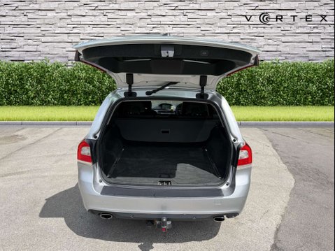 Volvo V70 2.0 V70 SE Luxury D4 Auto 5dr 16