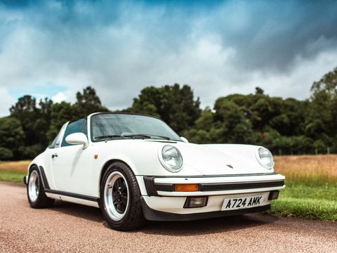 Porsche 911 CARRERA 3.2 TARGA 1