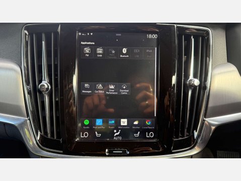Volvo V90 2.0 V90 Momentum+ T4 Auto 5dr 22