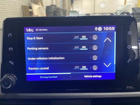 Peugeot Partner BLUEHDI PROFESSIONAL PREMIUM PLUS L1 21